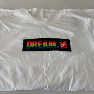 Nike T-shirt